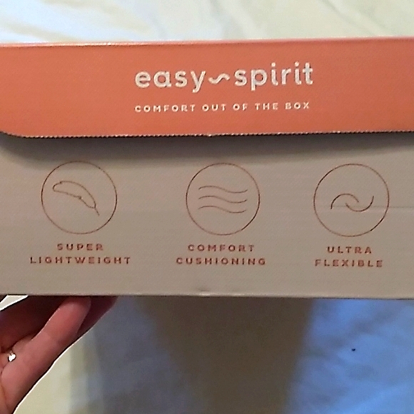 NIB Womens Easy Spirit black suede ALETA3 short boots Size 12 - Picture 8 of 12